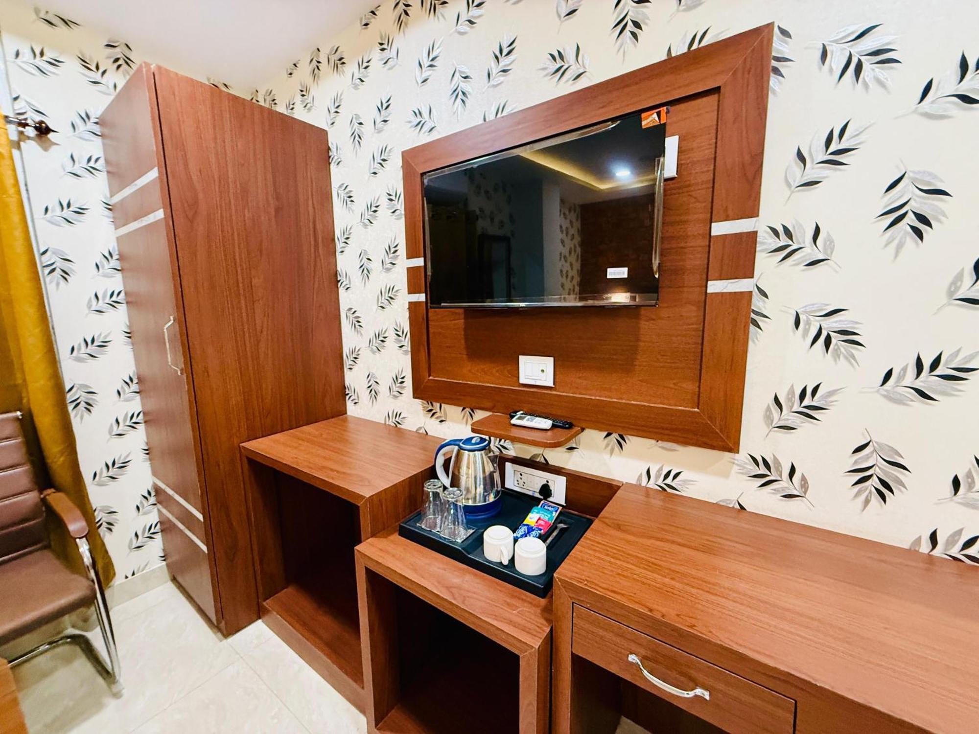 Hotel Golden Crystal Patna  Extérieur photo