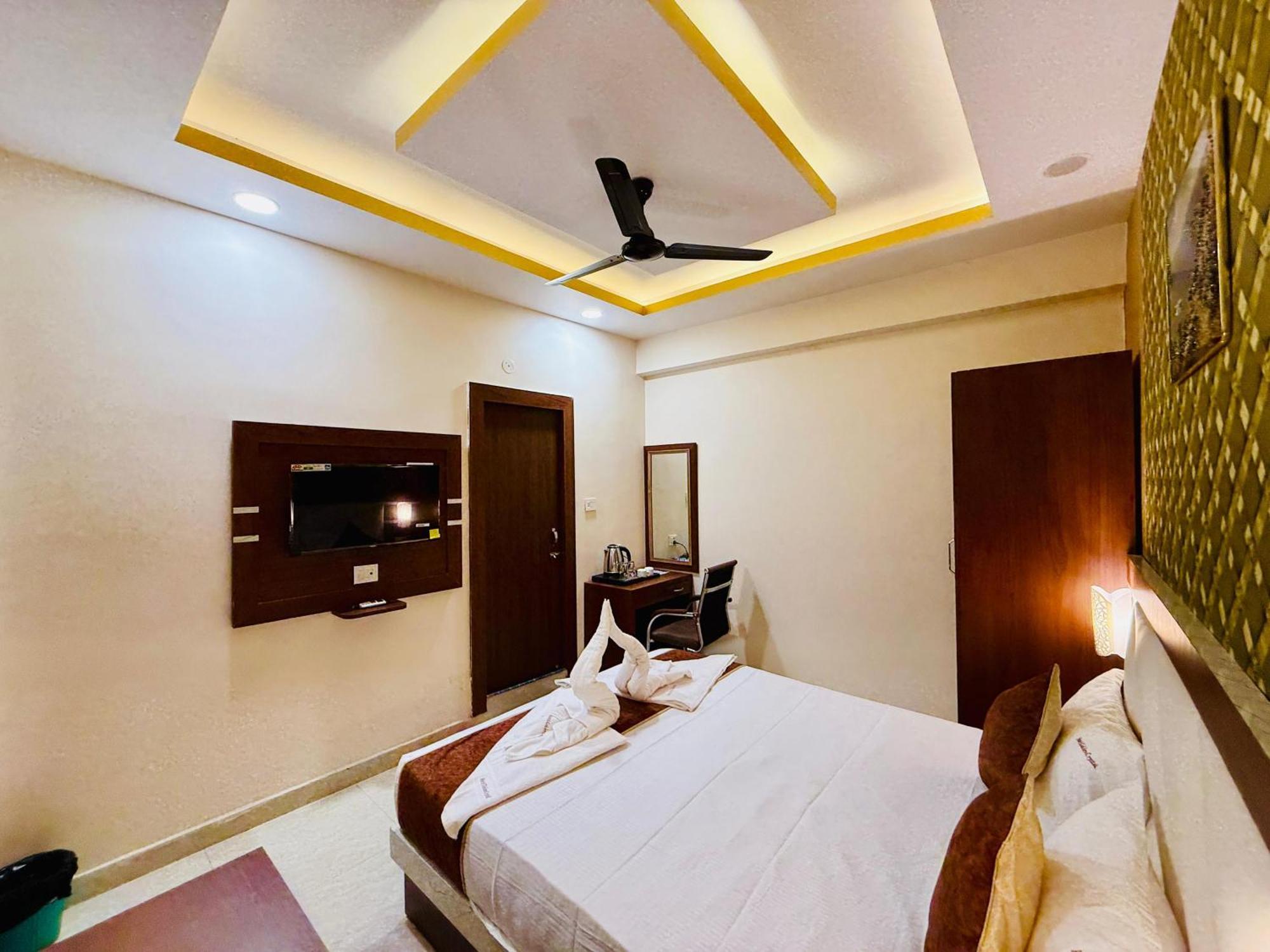Hotel Golden Crystal Patna  Extérieur photo